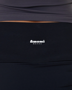 Amplify On 2-in-1 Flared Pants ➔ 全天系列 假兩件微喇叭運動長褲