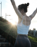 Builtin Bra Camisole兩穿式•短版吊帶背心，運動與日常完美搭配，展現時尚與舒適。
