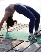 後方收納口袋款·高腰裸感緊身褲Leggings